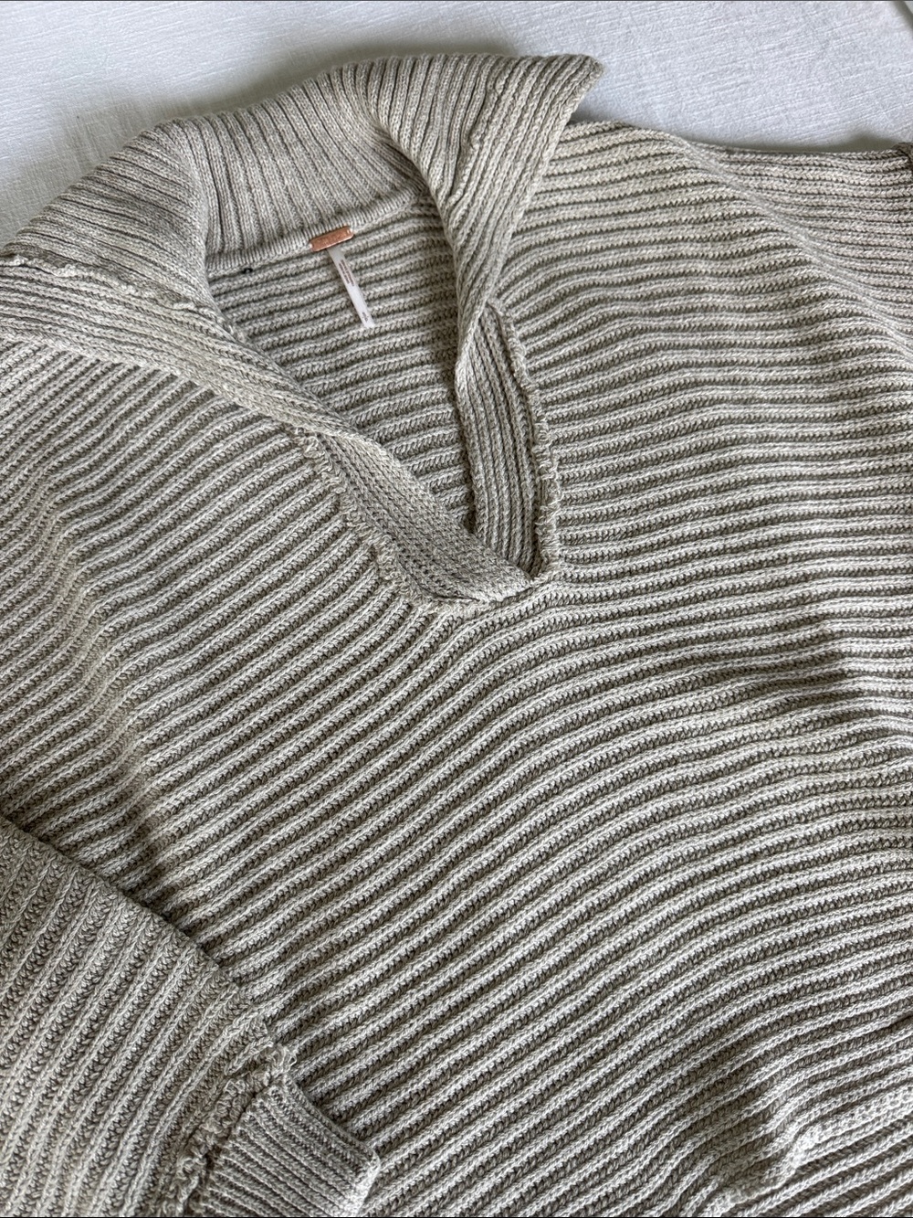Free People Cream Ribbed V-Neck Fold Collar Sweater